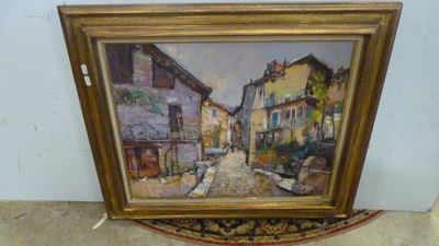 une peinture à l'huile représentant une scène de rue, dans un cadre en bois