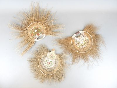 Inde Trois anciens éventails cérémoniels dits « Pankha » en …