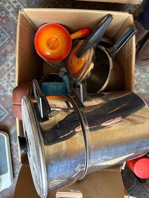 Lot de casseroles diverses dont autocuiseur en acier inoxyda… - Photo 1