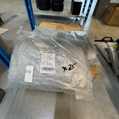 Ensemble de 25 sweat pour enfant differentes tailles NEUF - …