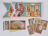 beaucoup de cartes qui traînent sur la table