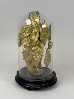 Petit globe de mariée en verre bombé, le socle circulaire en… - Photo 1