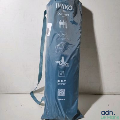 une image représentant un sac bleu sur lequel figurent des instructions