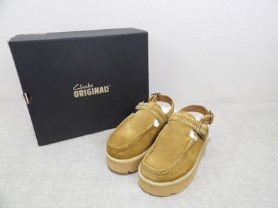 clark ' s originale shoes in tan sued with box