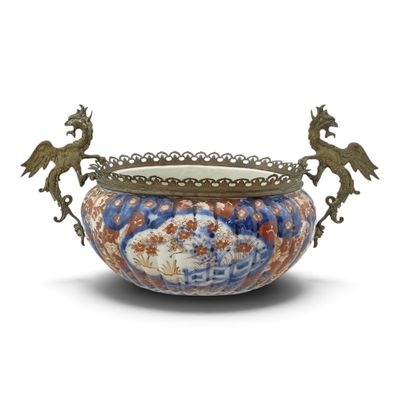 an image of a vase with two birds on it on a white background