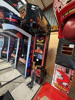 Coup de poing Ballon à remonter Fonctionne, à réviser Vendu … - Photo 1