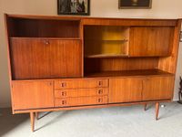 Buffet enfilade en teck et placage de palissandre ouvrant en… (photo 2)