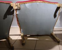 Ensemble de trois fauteuils en bois mouluré, sculpté et doré… (photo 3)