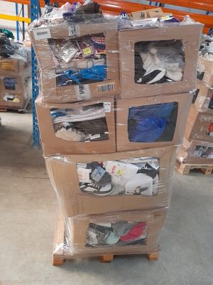 Lot DE Solderie Dont Chassures + Vetements + Chaussettes + C…