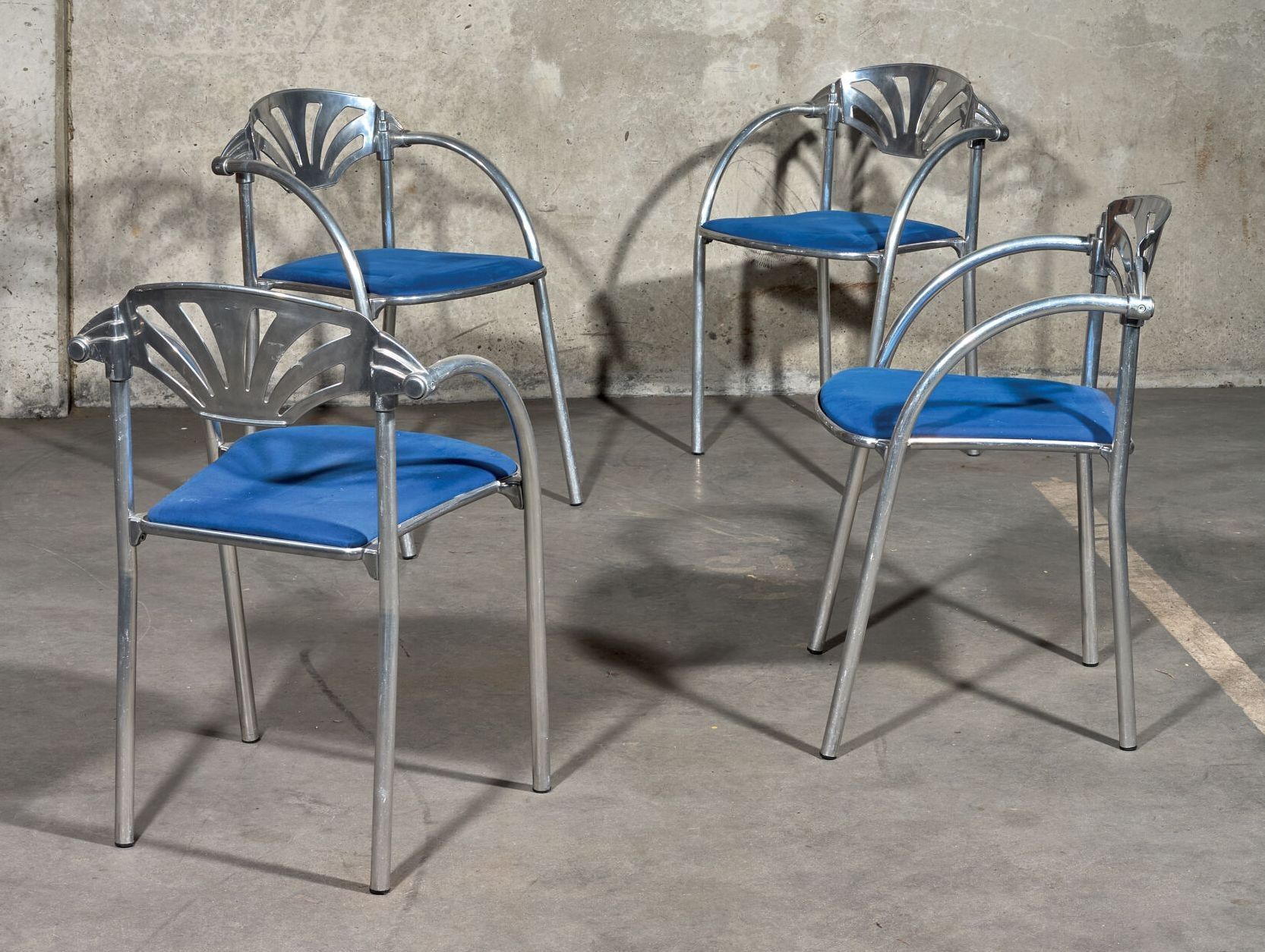 Objets d'art & Curiosités