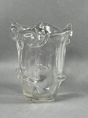 SCHNEIDER à Paris, attribué à. Important vase en cristal mou…