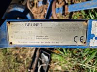 Cultivateur trois points à rouleau arrière BRUNET type DV11,… (photo 5)