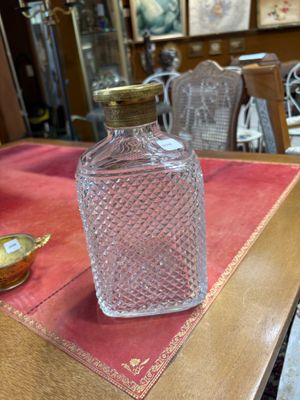 Carafe à whisky en verre taillé à décor de pointes de diamant, la mont - Photo 1