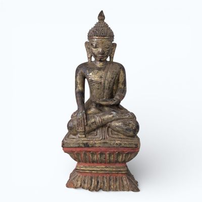 Birmanie, fin XIXe siècle Statuette en bois anciennement dor… - Photo 1