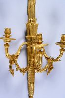 Grande paire d’appliques à trois bras de lumière feuillagés … (photo 4)