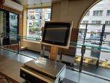 une photo d'un meuble de salon sur lequel est posée une télévision