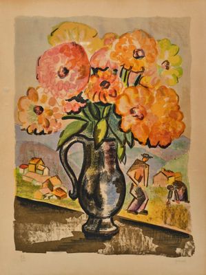 tableau représentant un vase de fleurs posé sur une table, avec un homme en arrière-plan