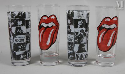 trois verres à shot ornés des Rolling Stones, disposés les uns à côté des autres