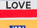 une affiche sur laquelle figure le mot « amour »