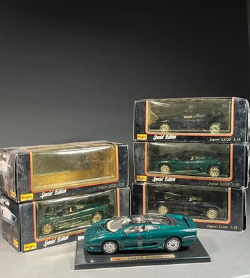 MAISTO. Lot de 5 JAGUAR XJ220 1992 1/18 (trois vertes, deux …