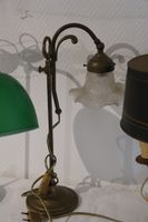 Une lampe bouillotte haut : 68cm et deux lampe de bureau cac… (photo 3)