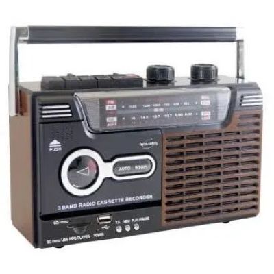 une image représentant une radio posée sur une table