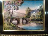 une peinture représentant un pont au-dessus d'une rivière, avec une maison en arrière-plan