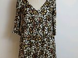 gros plan d'une robe sur un mannequin mannequin mannequin mannequin mannequin mannequin mannequin mannequin mannequin