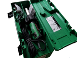 une image représentant une boîte à outils verte contenant des outils