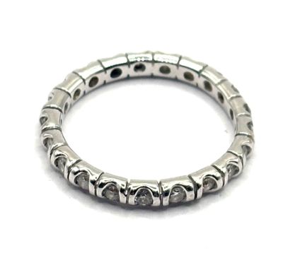 Alliance américaine en or gris 18K 750ml agrémentée de 20 diamants -TD - Photo 1