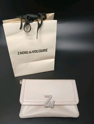 Lot à retirer à Décines-Charpieu (69150) ou expédition possi… - Photo 1