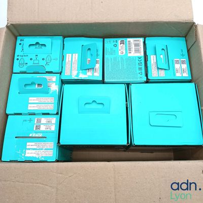 a lot of blue boxes that are in a box