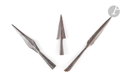 three different types of tools are shown on a white surface