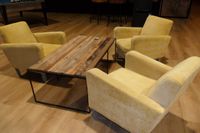 LOT : table basse à piètement métallique noir (45 x 129 x 70… (photo 2)