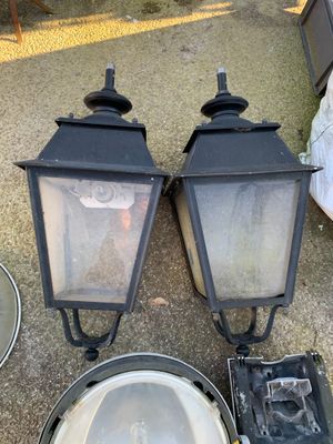 Lot de 2 lanternes en métal laqué noir - Photo 1