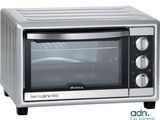une image d'un grille-pain four sur fond blanc
