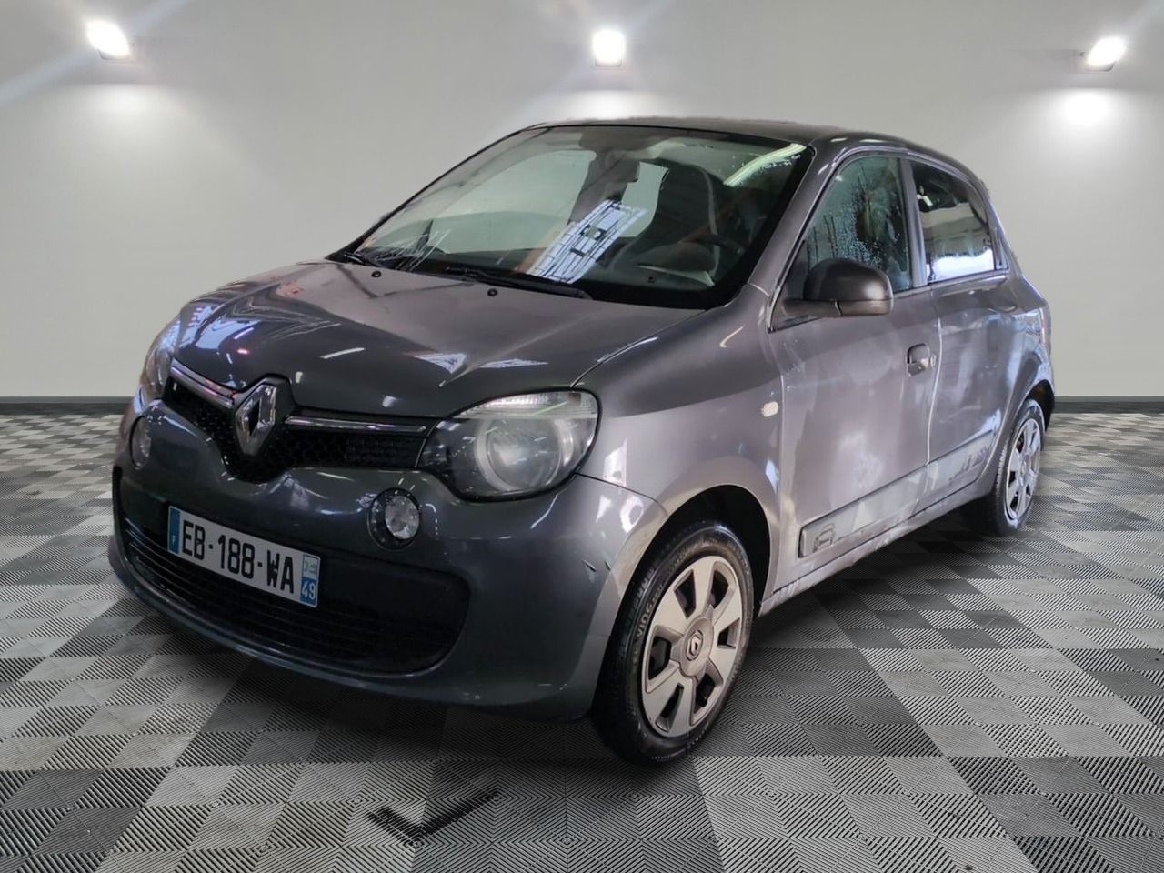 RENAULT - TWINGO III 0.9 TCE 90 ENERGY ZEN - ES - Mise en se…