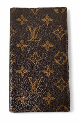 louis vuitton monograme passport case