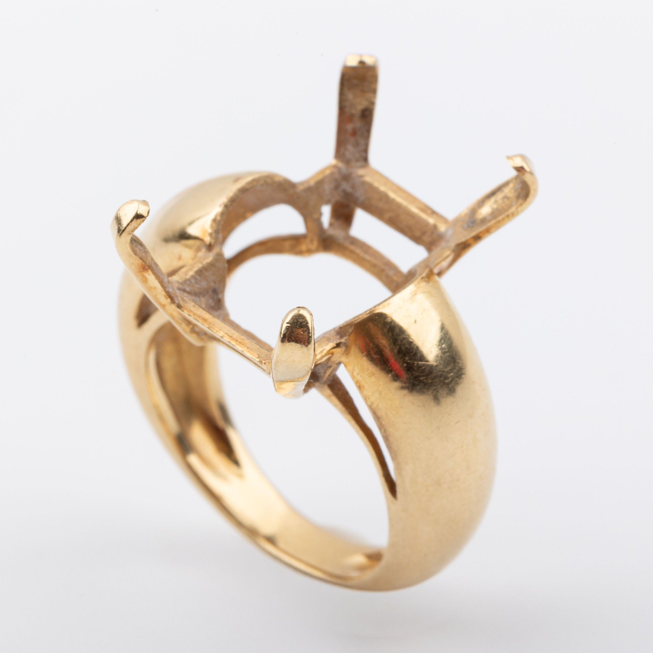 Objets d'art & Curiosités