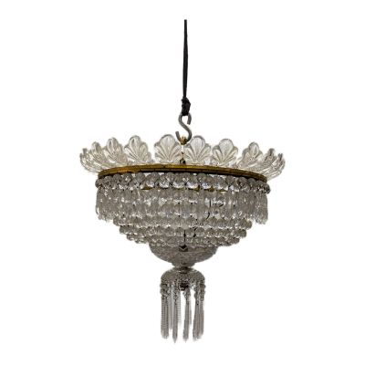 an image of a chandelier hanging from the ceiling