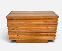 Maison REGAIN, Commode en orme, de forme brutaliste, en orme… (photo 2)