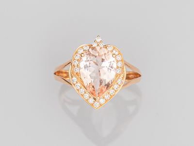 une bague en or 18 carats sertie d'un morgan morgan morgan morgan morgan morgan morgan morgan morgan morgan morgan morgan morgan morgan morgan morgan morgan morgan morgan morgan morgan morgan
