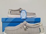 men ' s slip on shoes in grey with white soles