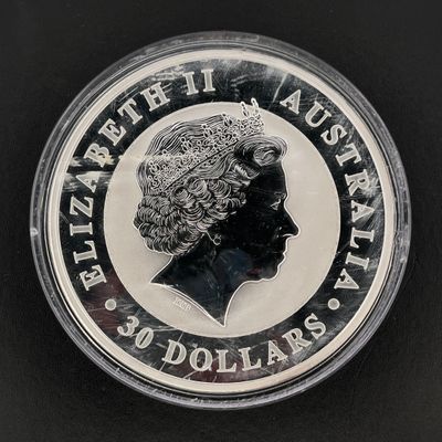 une image représentant une pièce d'argent à l'effigie de la reine Élisabeth