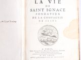 un livre avec l'image d'un oiseau dessus