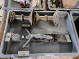 une boîte contenant des objets