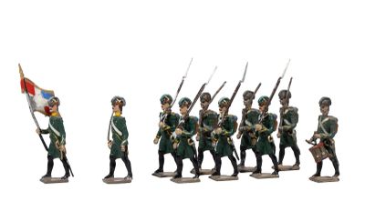de nombreuses figurines représentant des hommes en uniforme tenant des drapeaux