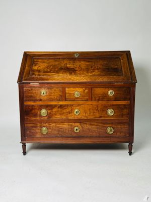 Commode scriban en placage de noyer, 1 abattant et 5 tiroirs sur 3 ran - Photo 1