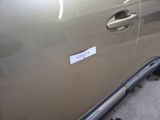 a sticker on the door of a car that says va40