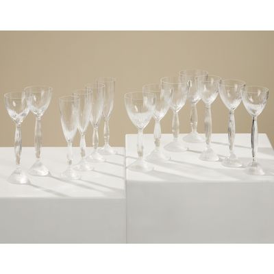 HERMÈS Cristal , Ensemble de 13 verres en cristal godronné m…